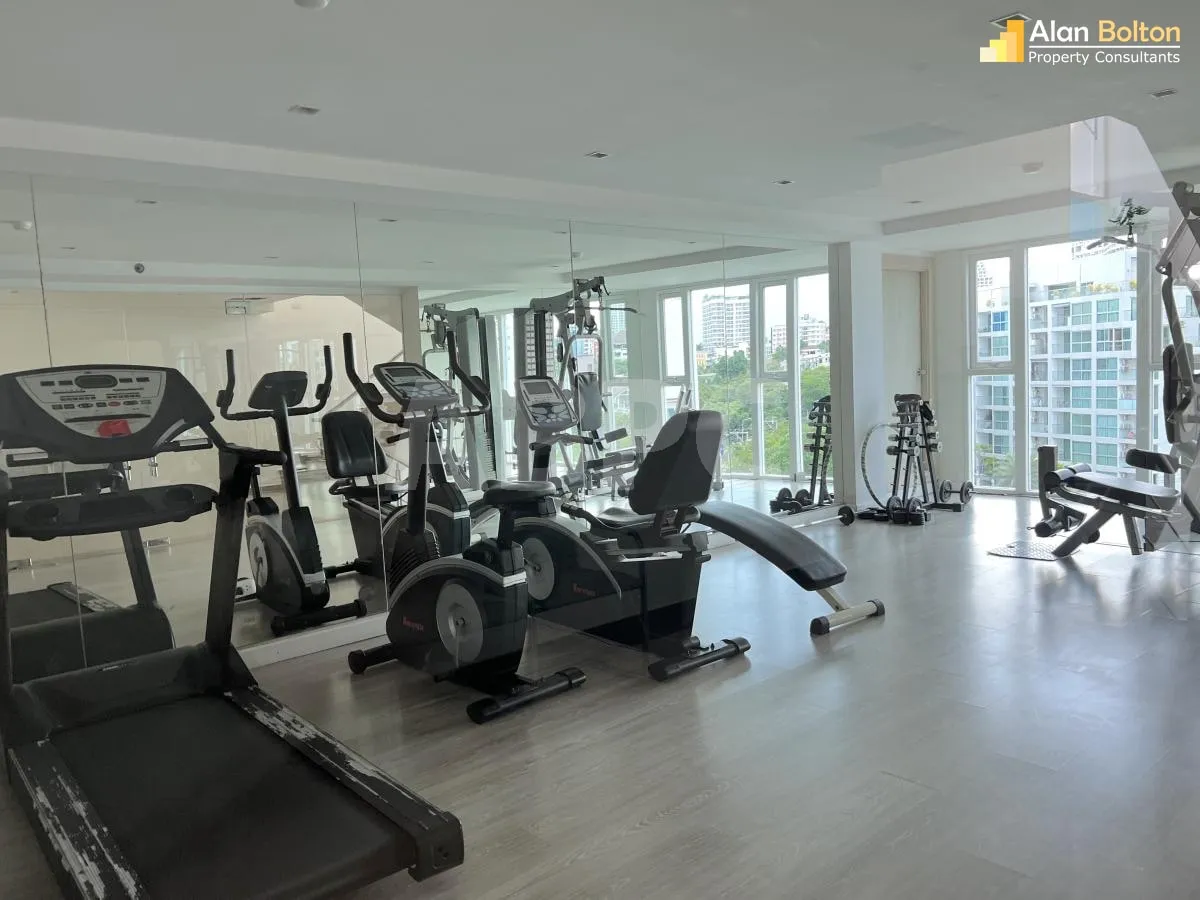 2 Bedrooms 2 Bathrooms in Pratumnak photo 15