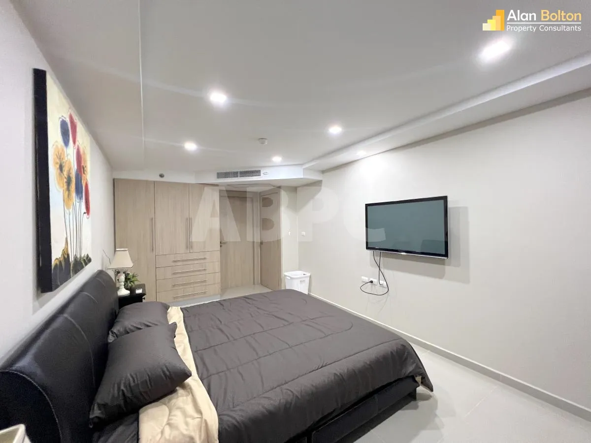 2 Bedrooms 2 Bathrooms in Pratumnak photo 4