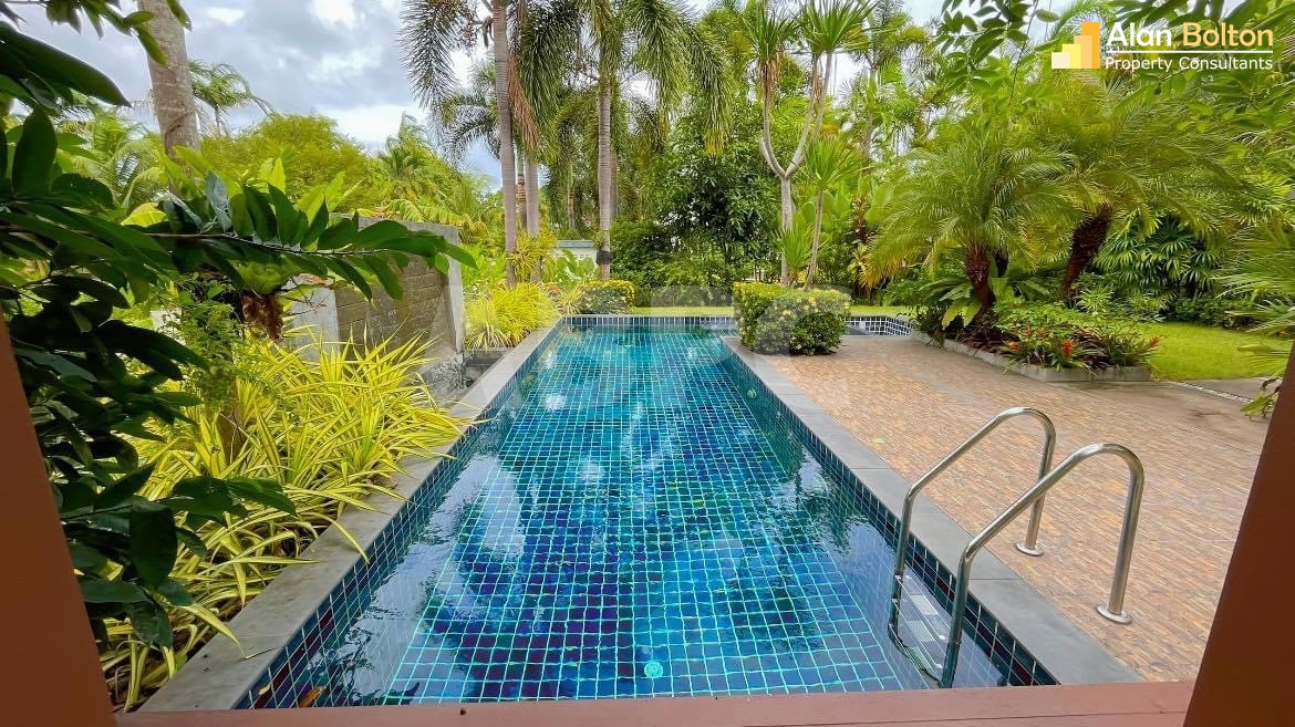 3 Bedroom House for Sale in East Pattaya photo 5
