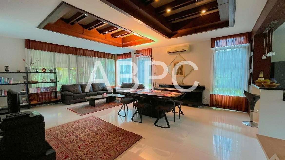 3 Bedroom House for Sale in East Pattaya photo 9