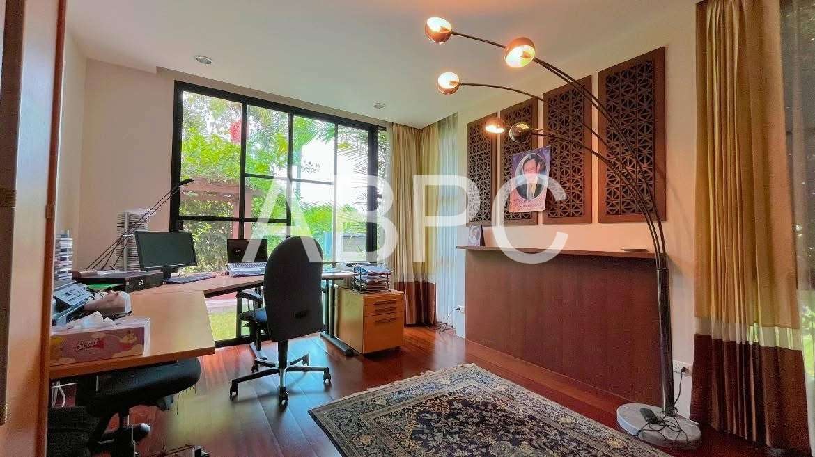 3 Bedroom House for Sale in East Pattaya photo 8