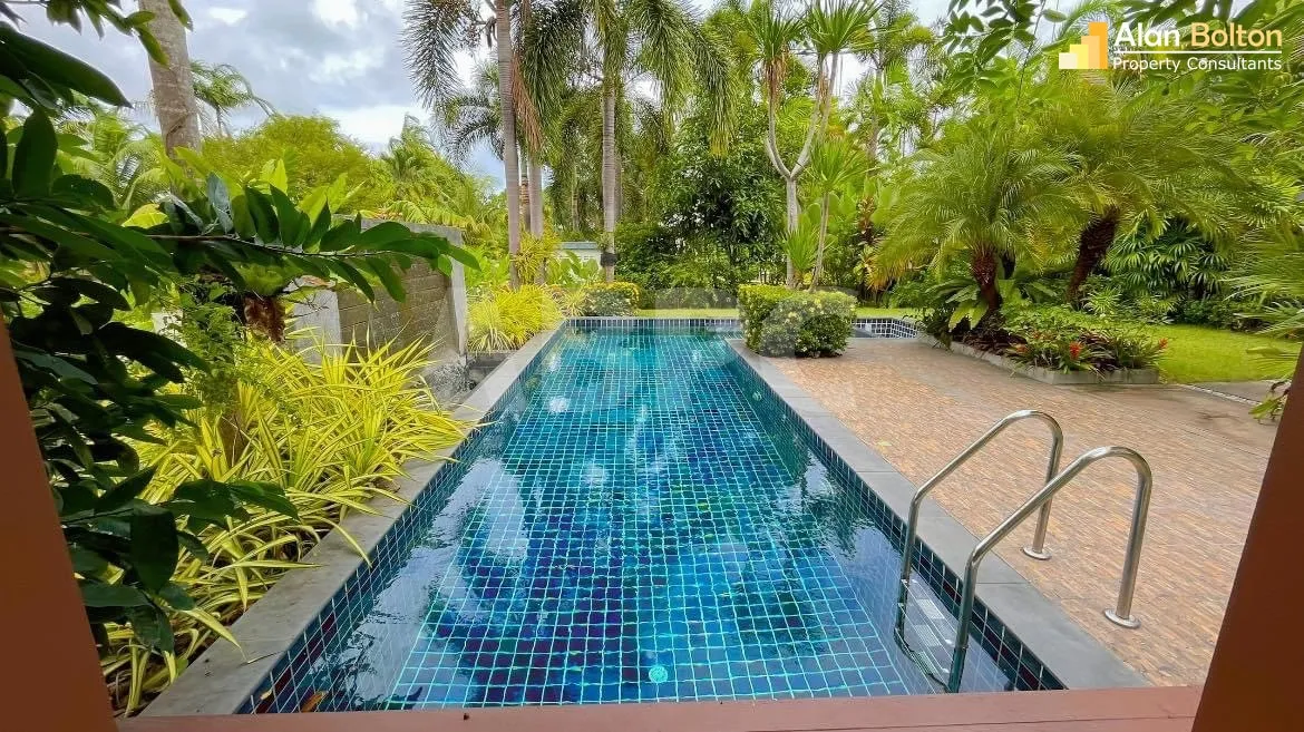 3 Bedroom House for Sale in East Pattaya photo 3