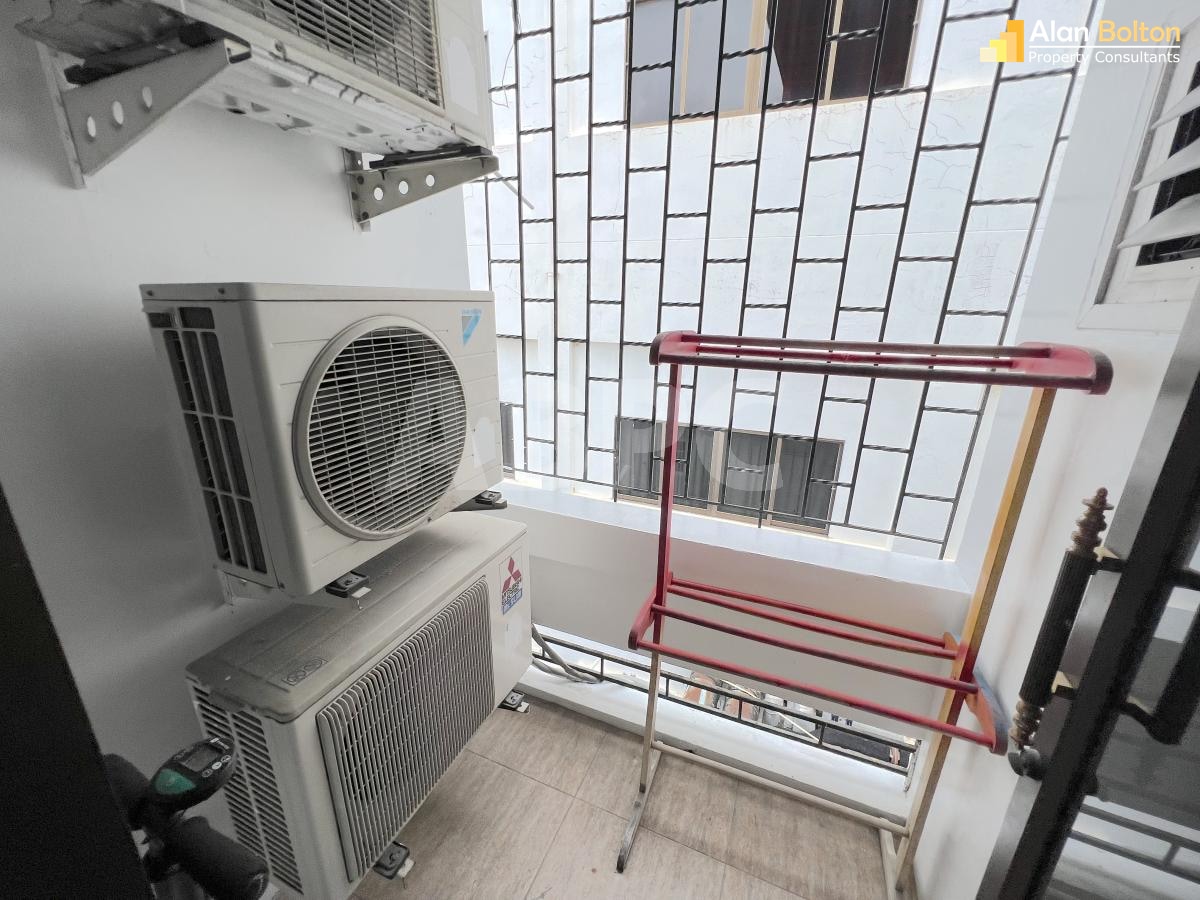 3 Bed 3 Bath Townhouse In Jomtien photo 26