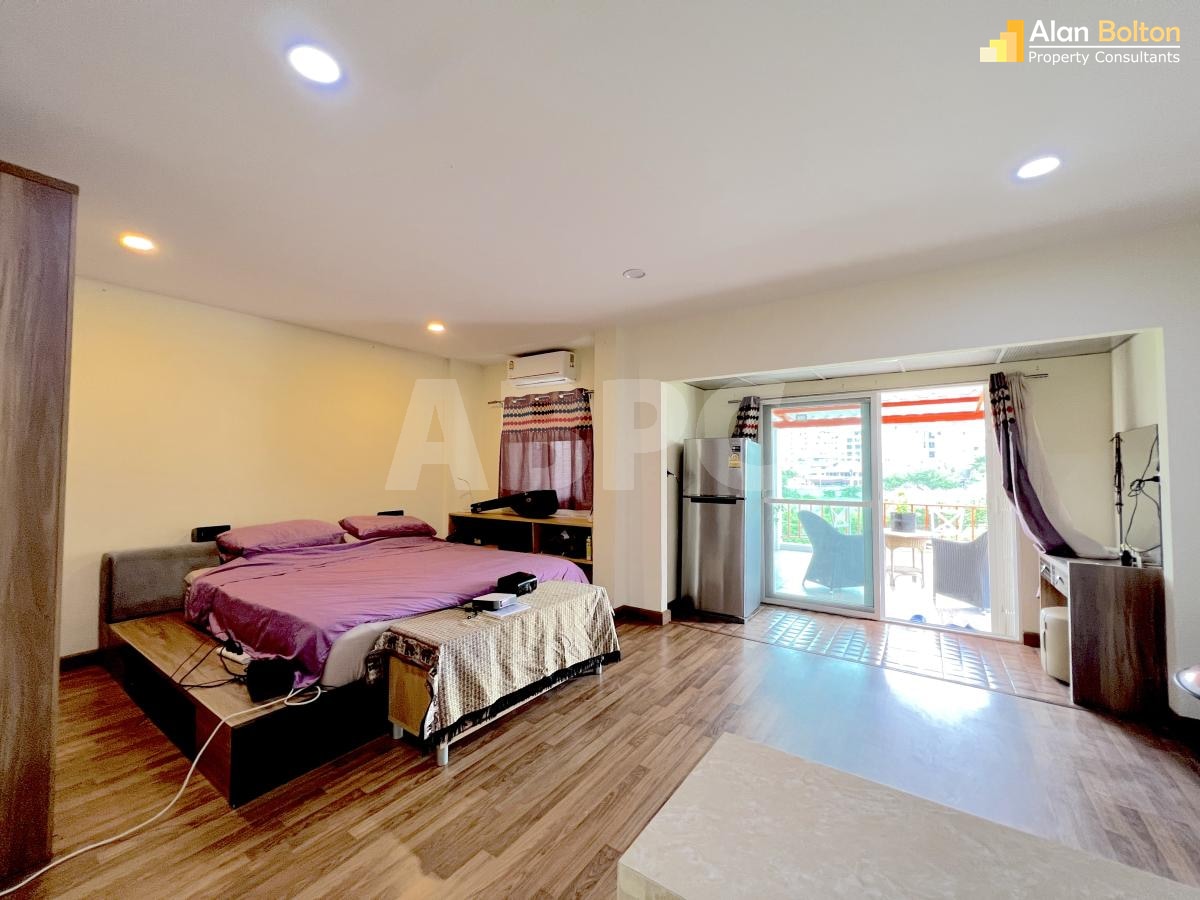 3 Bed 3 Bath Townhouse In Jomtien photo 28