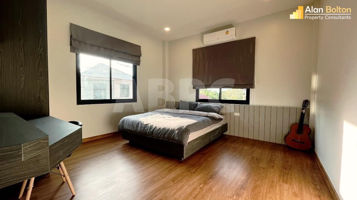 3 Bed 3 Bath House in East Pattaya photo 18