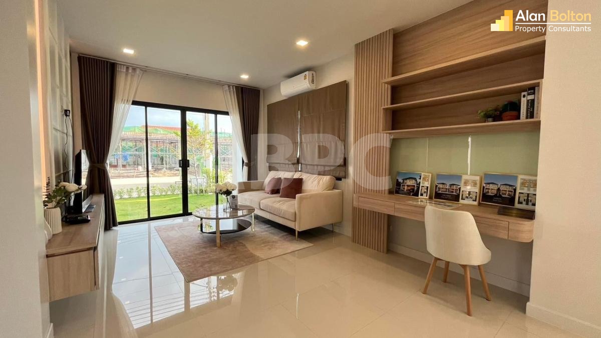 3 Bed 3 Bath House in East Pattaya photo 13