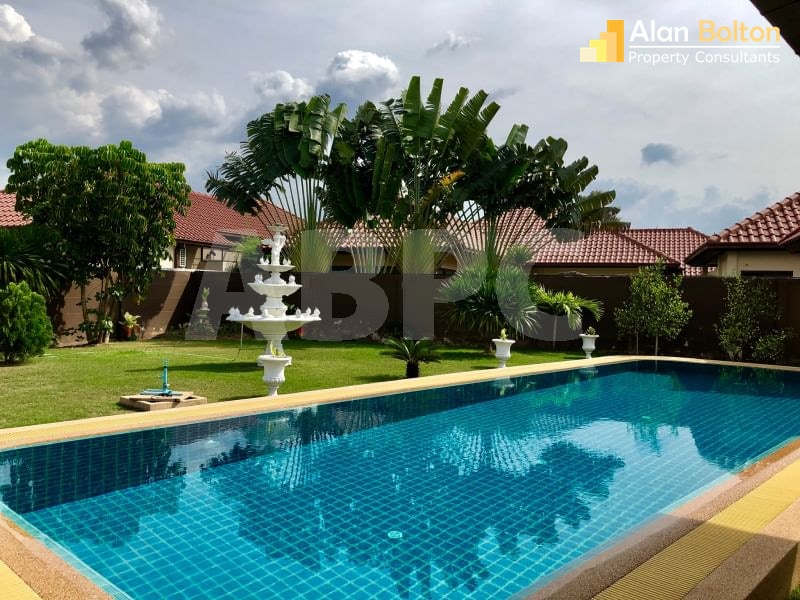 3 Bed Pool Villa in Huay Yai - Baan Balina 3 photo 3