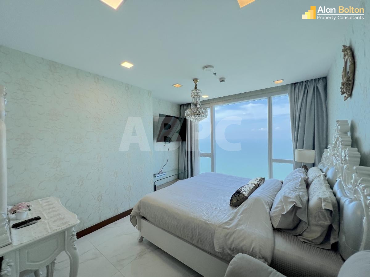 2 Bed in The Palm in Wong Amat For Sale or Rent photo 9