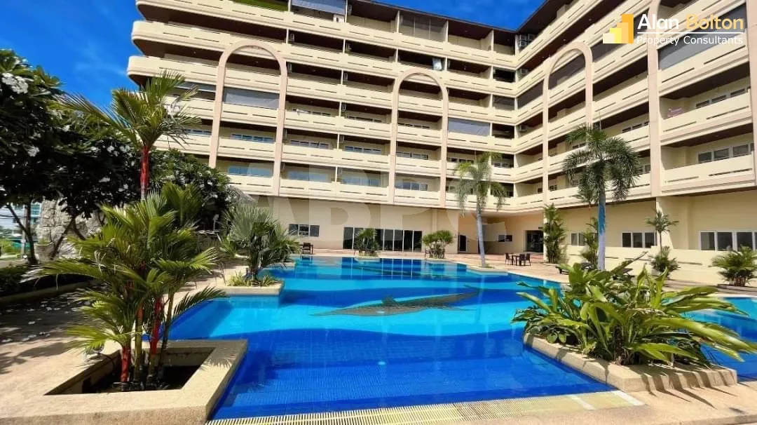 1 Bed 1 Bath in Cosy Beach, Pratumnak ABPC0975