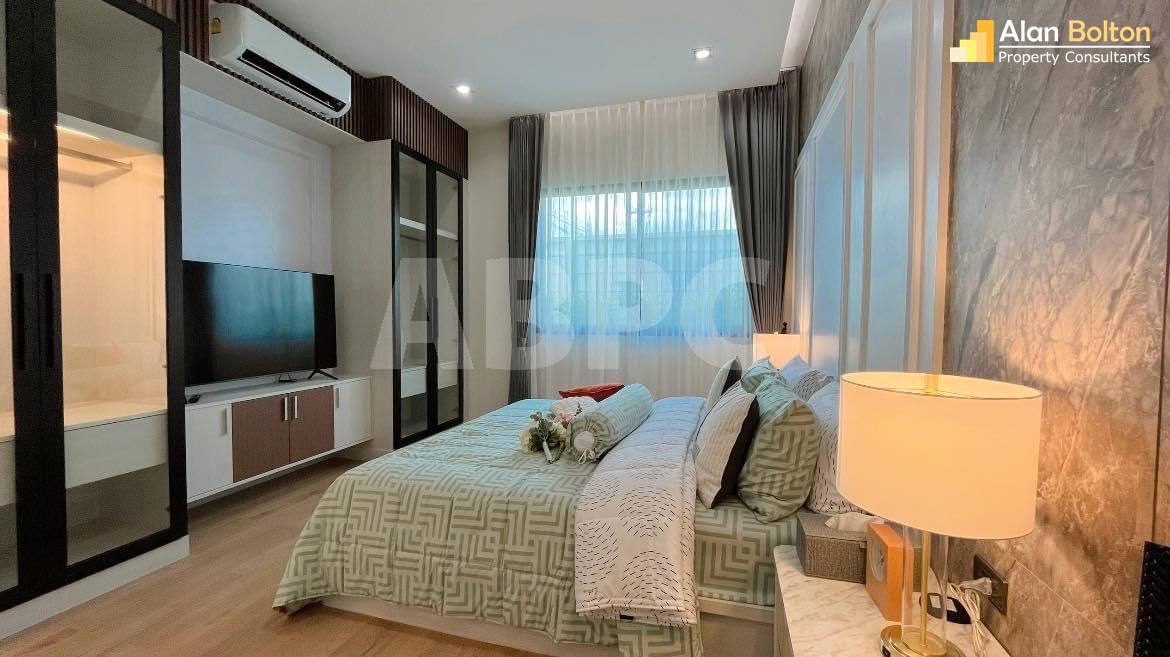 Pool Villa 3 Bedrooms 4 Bathroooms in Huay Yai photo 9