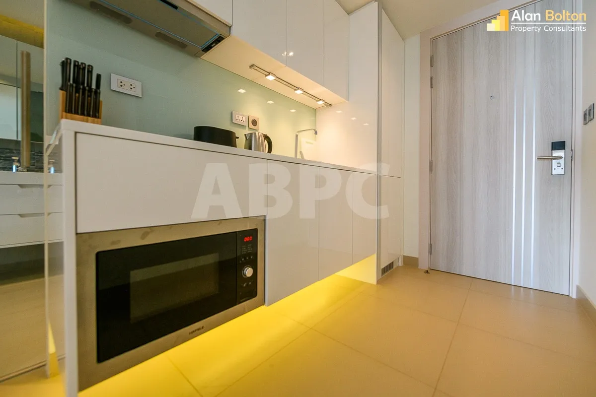 Front Facing Ocean View 1 Bed 1 Bath Condo In Pratumnak photo 4
