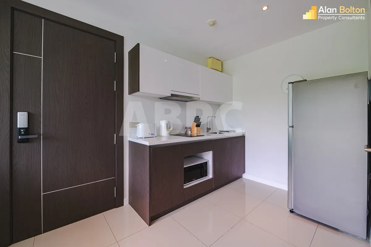 1 Bed 1 Bath in Cosy Beach, Pratumnak ABPC0990 photo 9