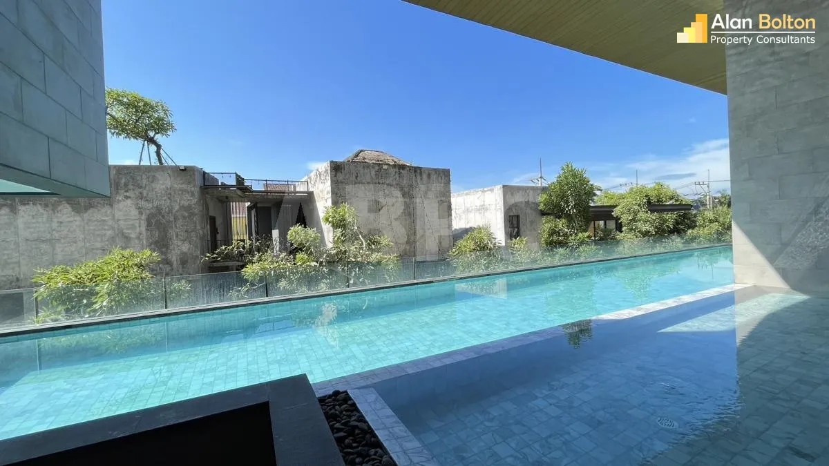 Duplex 2 Floor 2 Bedroom 3 Bathroom in East Pattaya photo 11