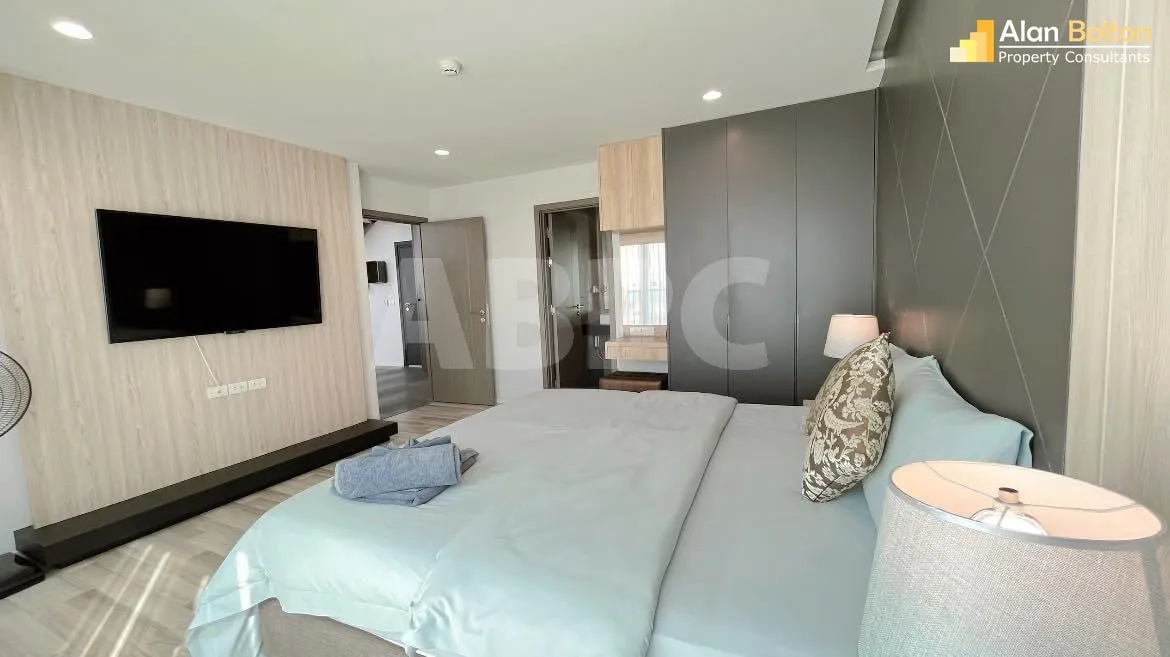 Duplex 2 Floor 2 Bedroom 3 Bathroom in East Pattaya photo 19