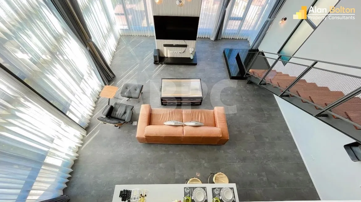 Duplex 2 Floor 2 Bedroom 3 Bathroom in East Pattaya photo 3