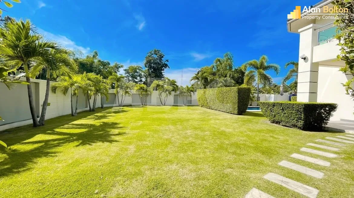 4 Bed 5 Bath in East Pattaya ABPC1013 photo 22