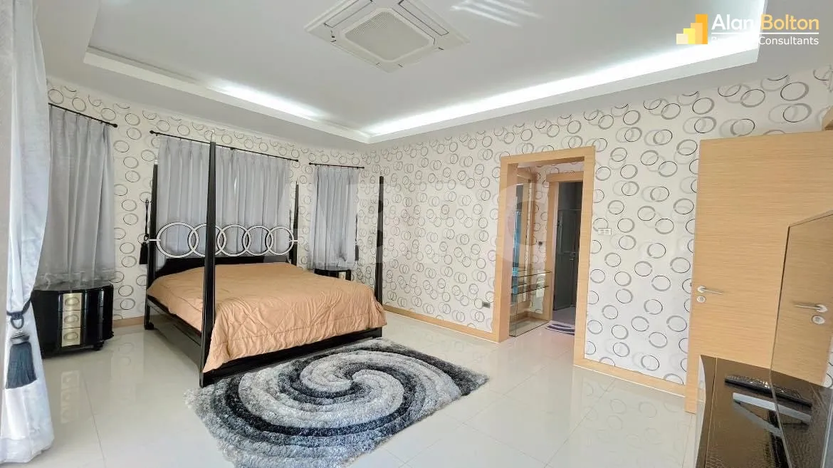 4 Bed 5 Bath in East Pattaya ABPC1013 photo 4