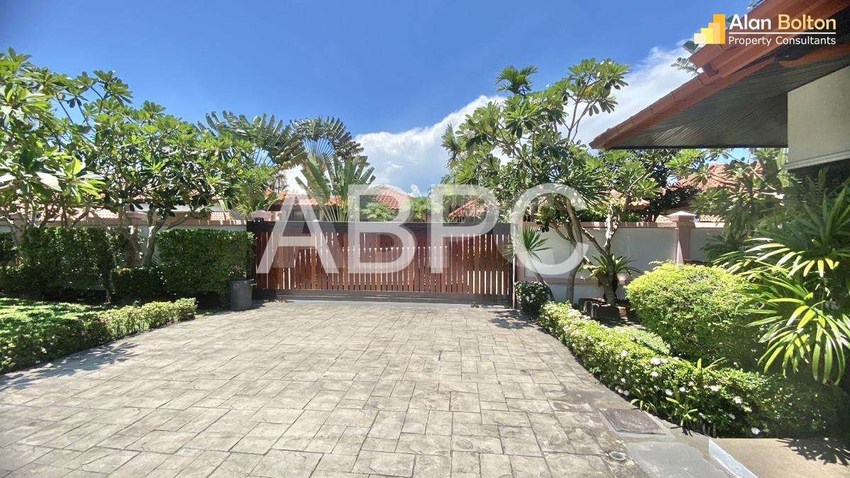 3 Bed 3 Bath House in Huay Yai photo 5