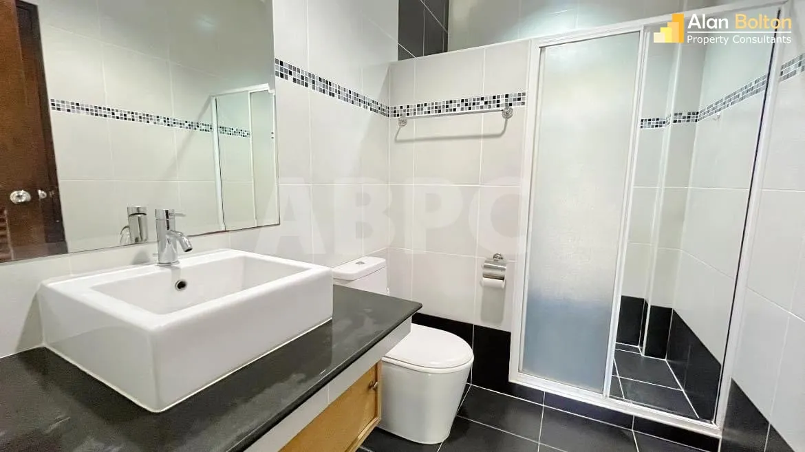 3 Bed 2 Bath in East Pattaya ABPC1032 photo 6