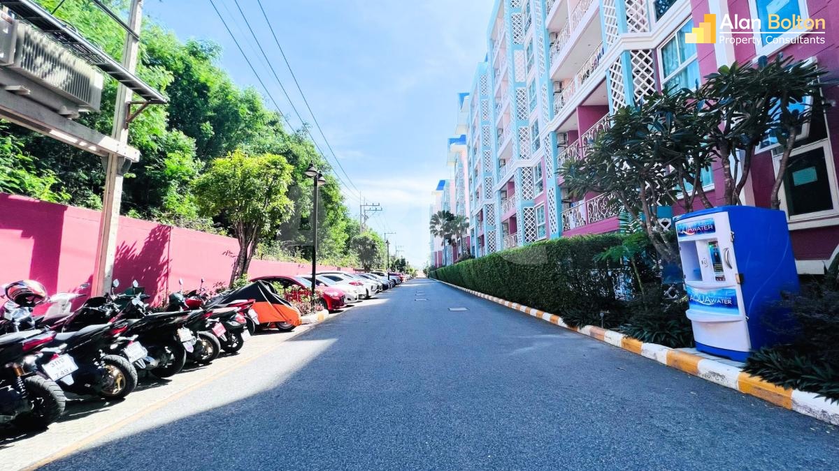 Nature View 2 Bed 2 Bath Condo in Jomtien photo 19