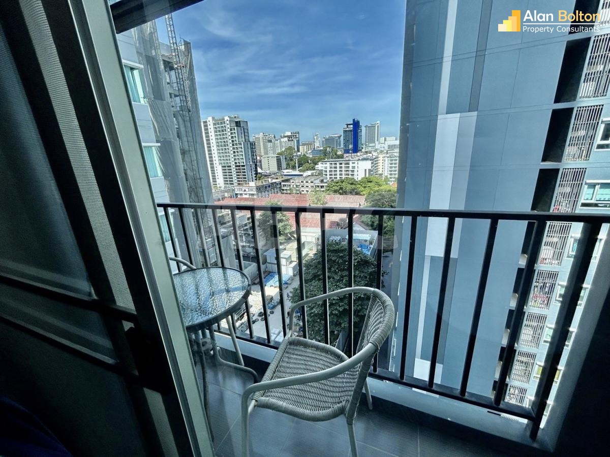 1 Bed in Centric Sea For Rent photo 3