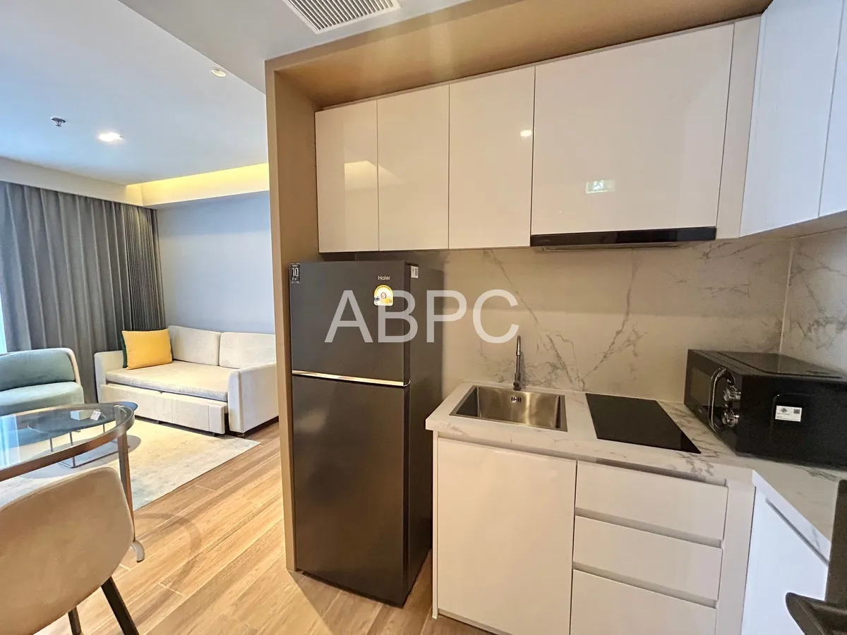 Brand New 2 Bed Condo in Pratumnak For Rent photo 3