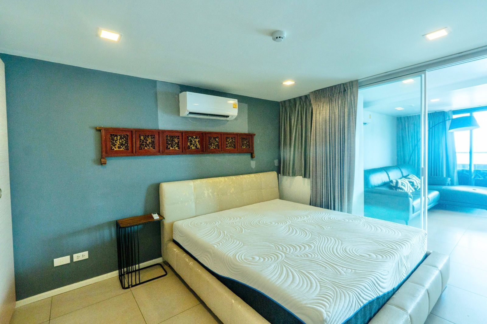 Sea View 2 Bedroom Condo For Sale In Na Jomtien photo 9