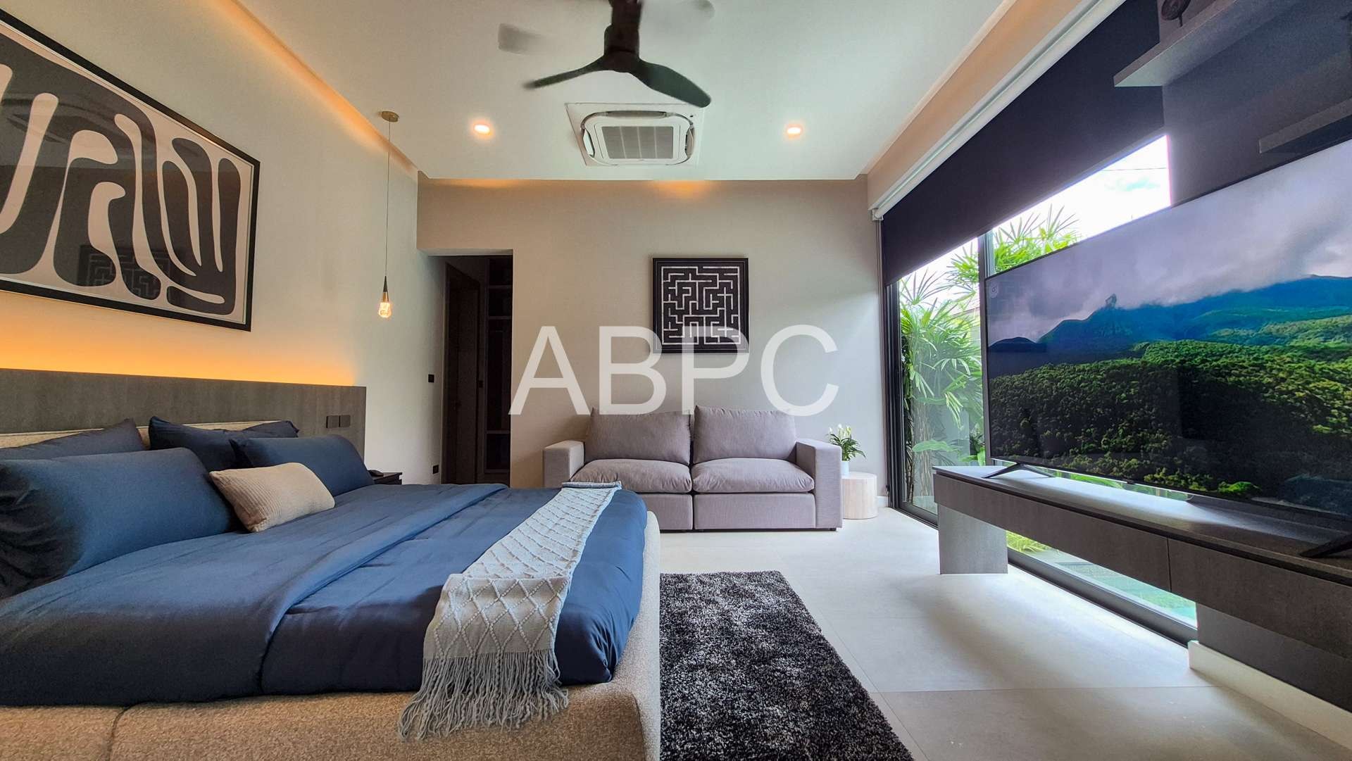 Brand-New Luxury Private Pool Villa for Sale in East Pattaya photo 20