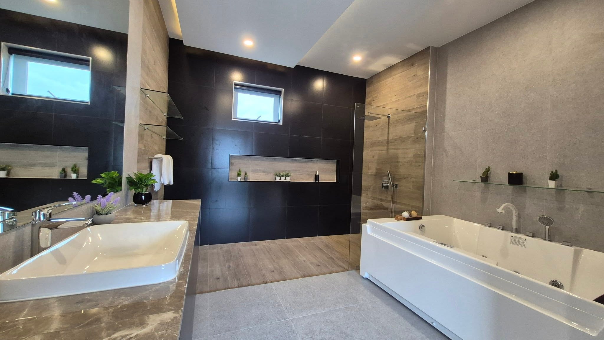 Brand-New Luxury Private Pool Villa for Sale in East Pattaya photo 21