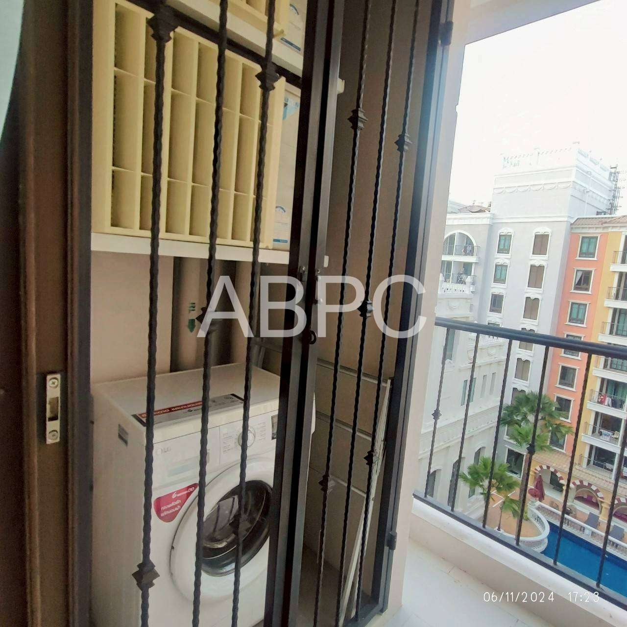 One Bedroom Condo For Rent In Najomtien photo 9