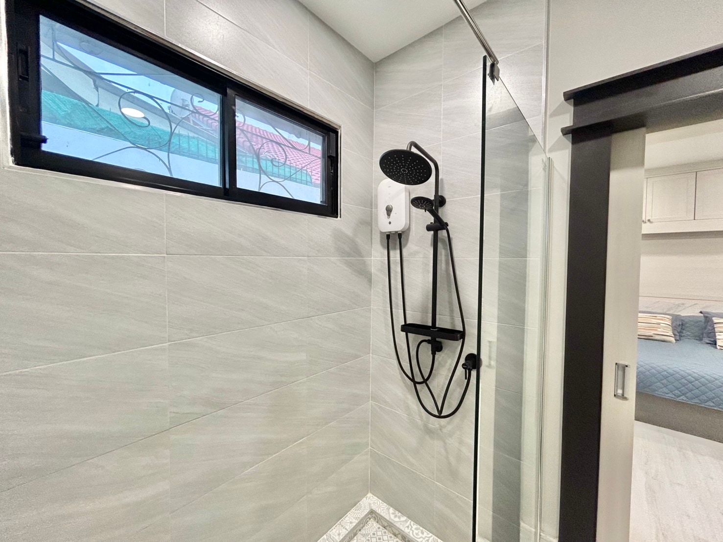 3 Bedroom House For Rent In East Pattaya photo 16
