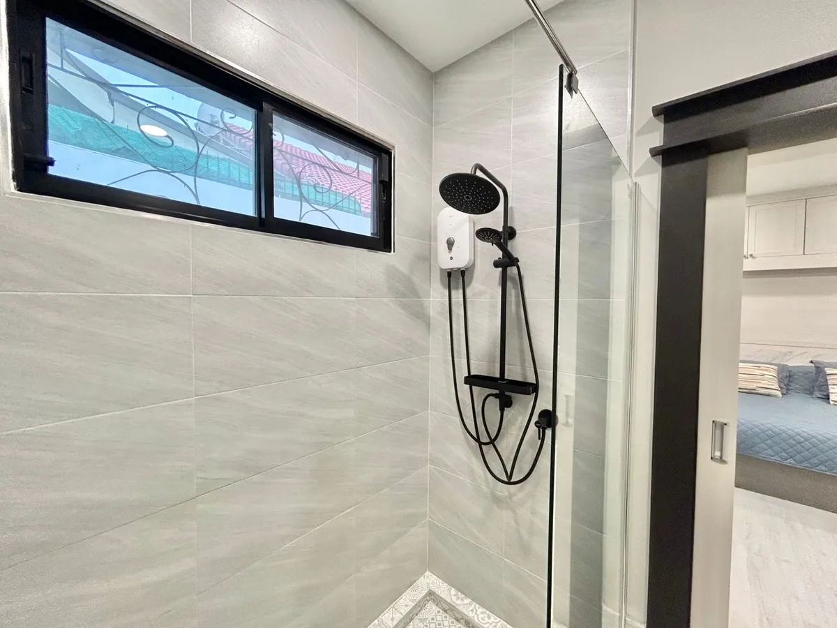 3 Bedroom House For Rent In East Pattaya photo 15