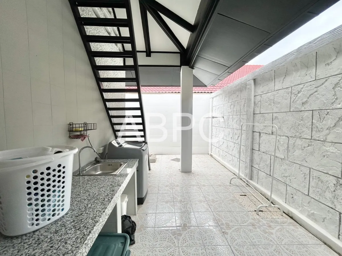 3 Bedroom House For Rent In East Pattaya photo 6