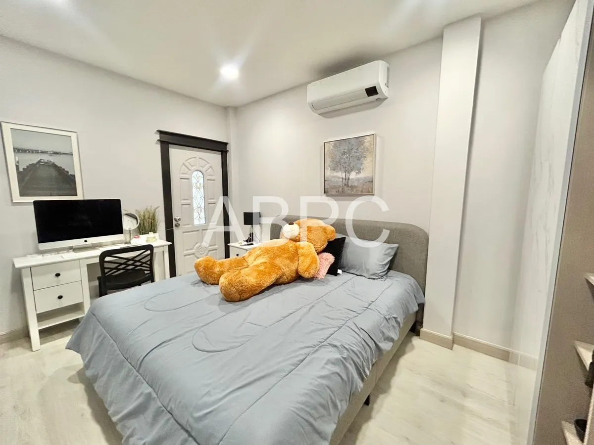3 Bedroom House For Rent In East Pattaya photo 7