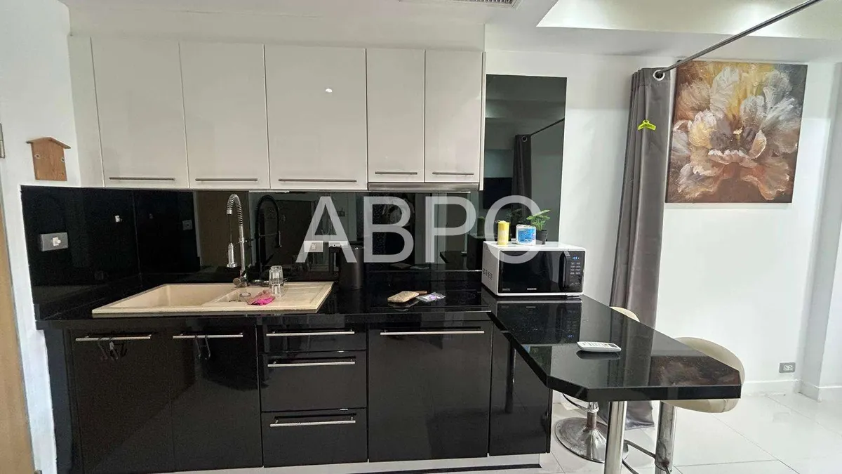 Studio condo For Sale