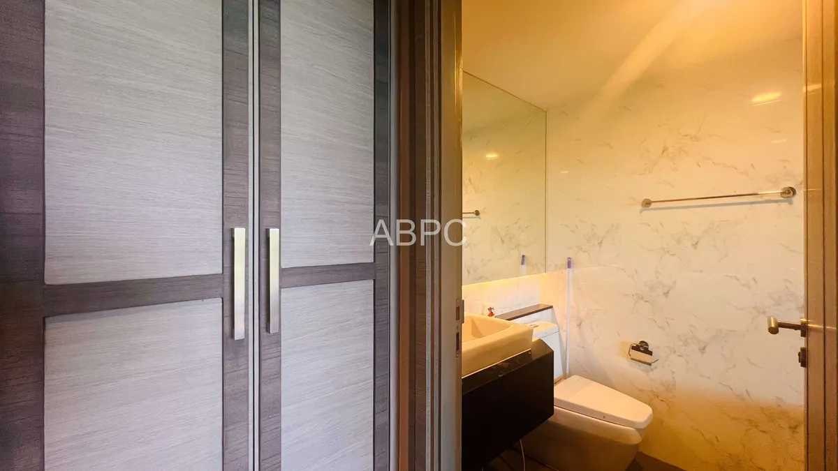 Decent Seaview 2 bedrooms 2 Bathrooms for Rent in Pratumnak photo 6