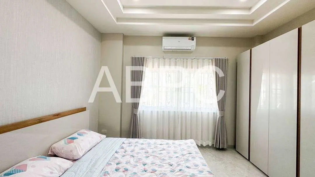 3 Bedrooms 2 Bathrooms in East Pattaya photo 11