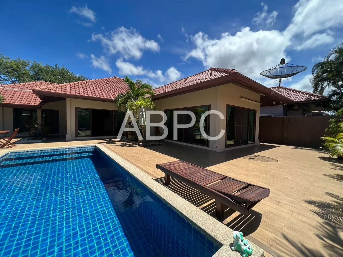 3 Bedrooms 2 Bathrooms in Huay Yai