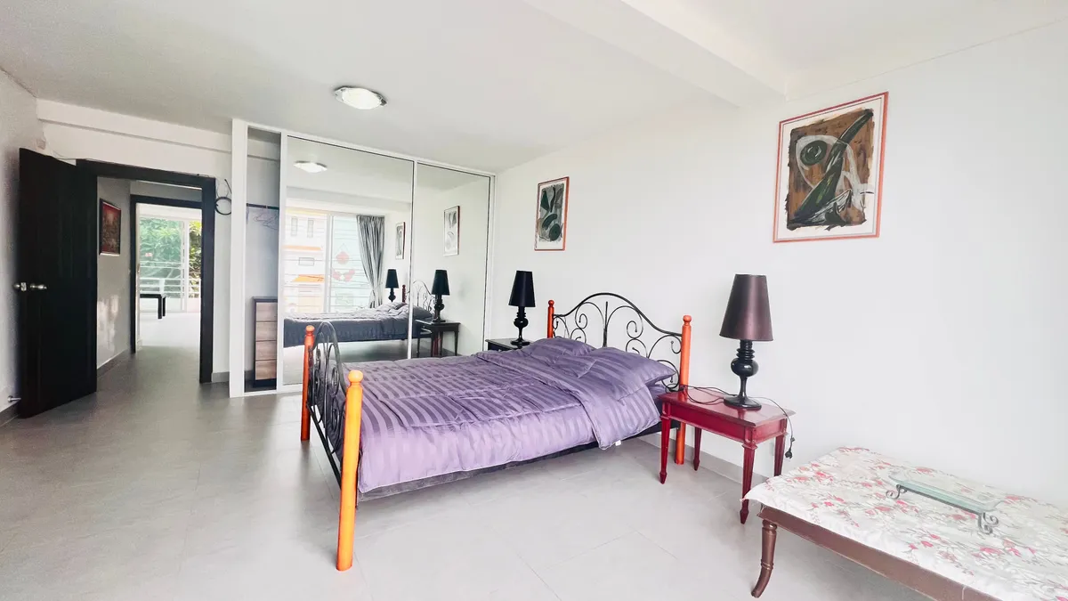 Precious Beachfront with Seaview Townhouse for RENT in Jomtien photo 38