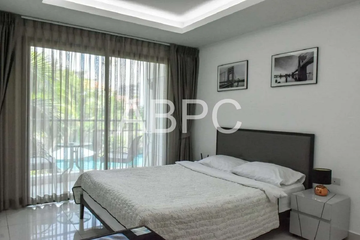 Pool View Studio Condo In Pratumnak