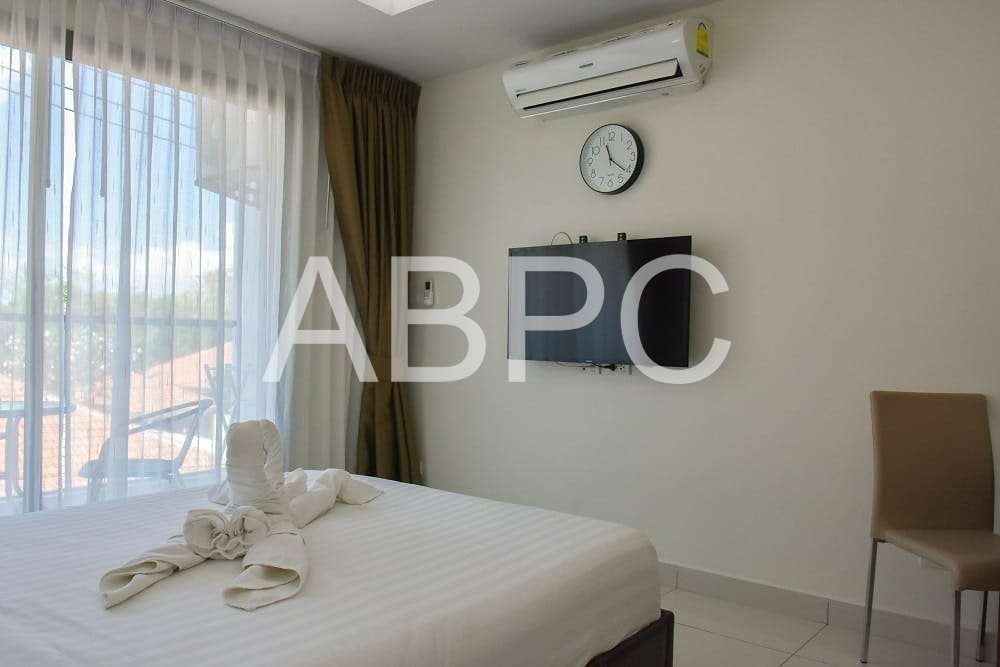 Studio Condo For sale In Prahtamnak photo 3