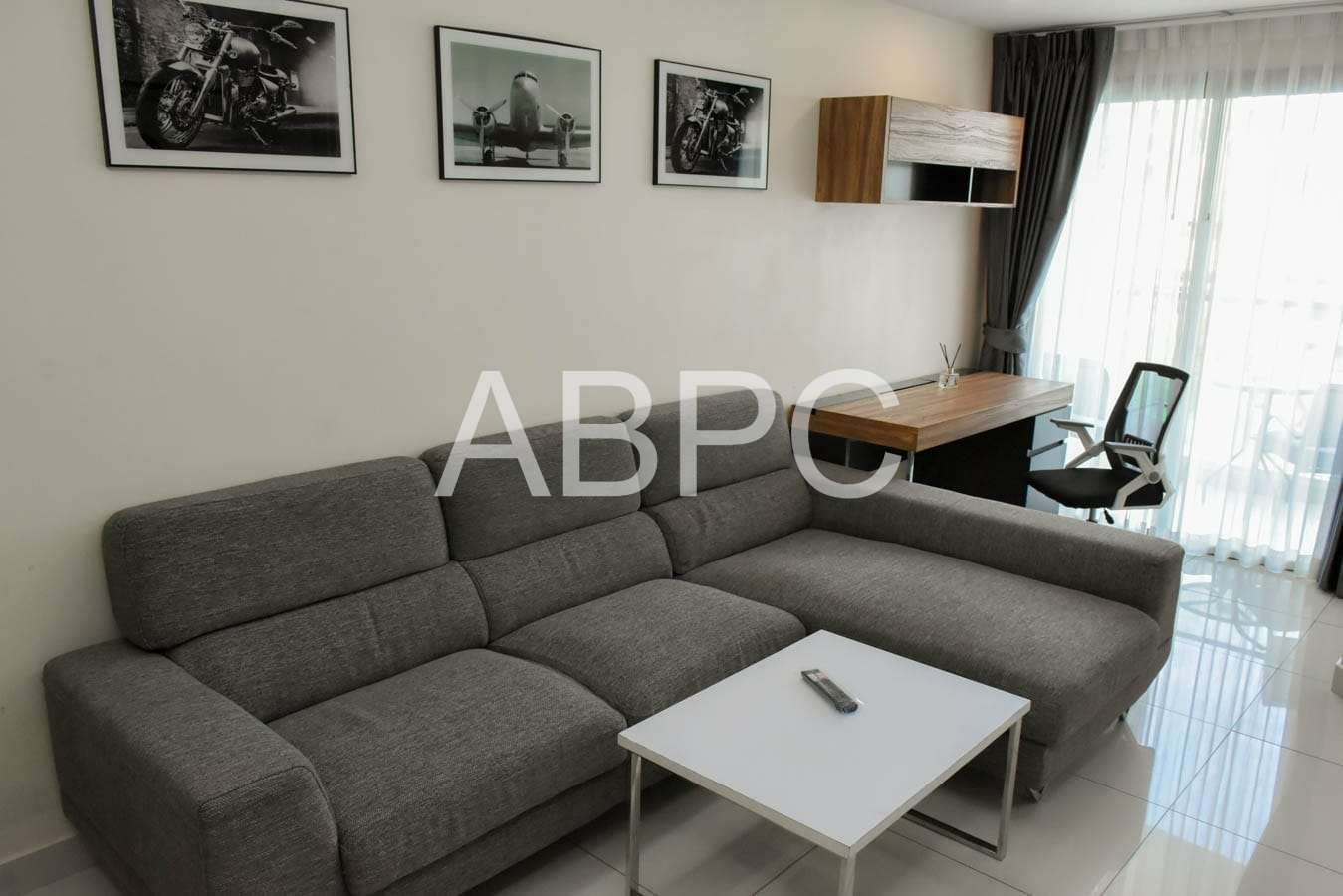One Bedroom Condo For Sale in Prahtamnak photo 3
