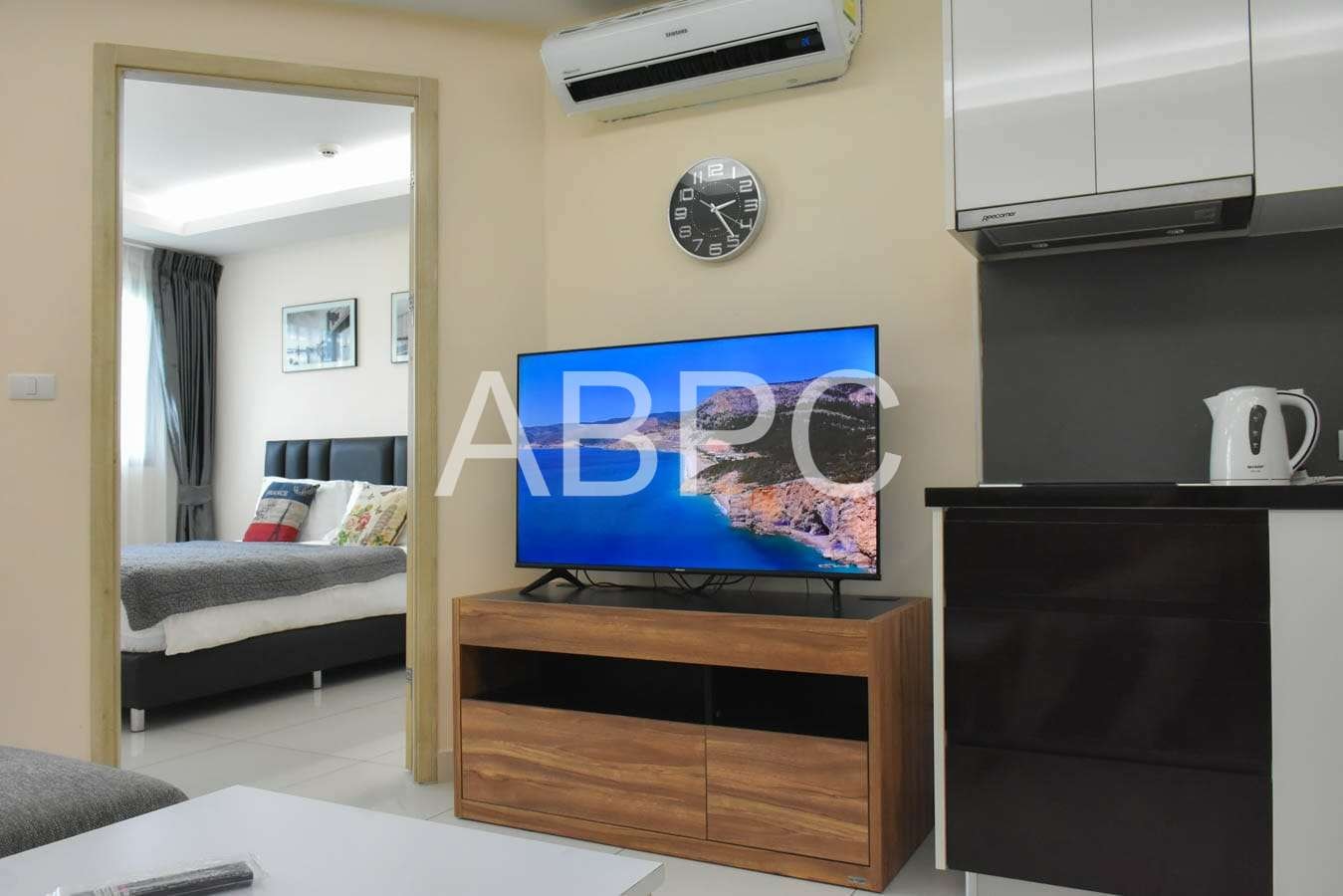 One Bedroom Condo For Sale in Prahtamnak photo 13