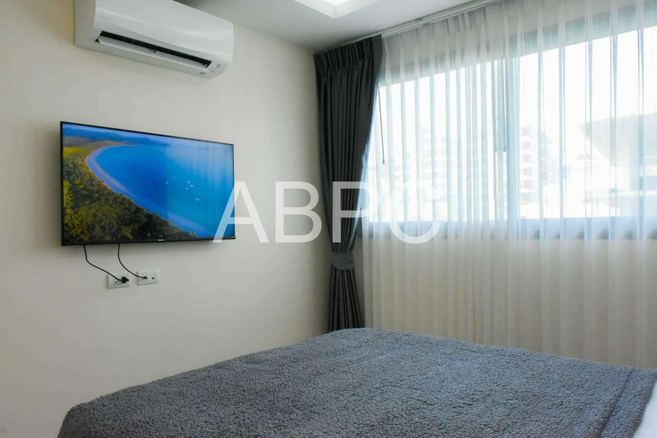 One Bedroom Condo For Sale in Prahtamnak photo 5