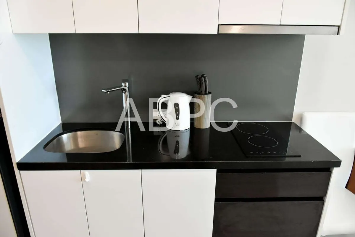 Studio Condo For Sale in Prahtamnak photo 13