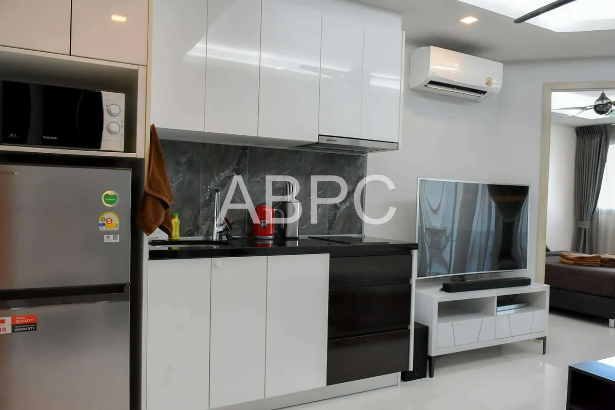 One Bedroom Condo For Sale in Prahtamnak photo 2