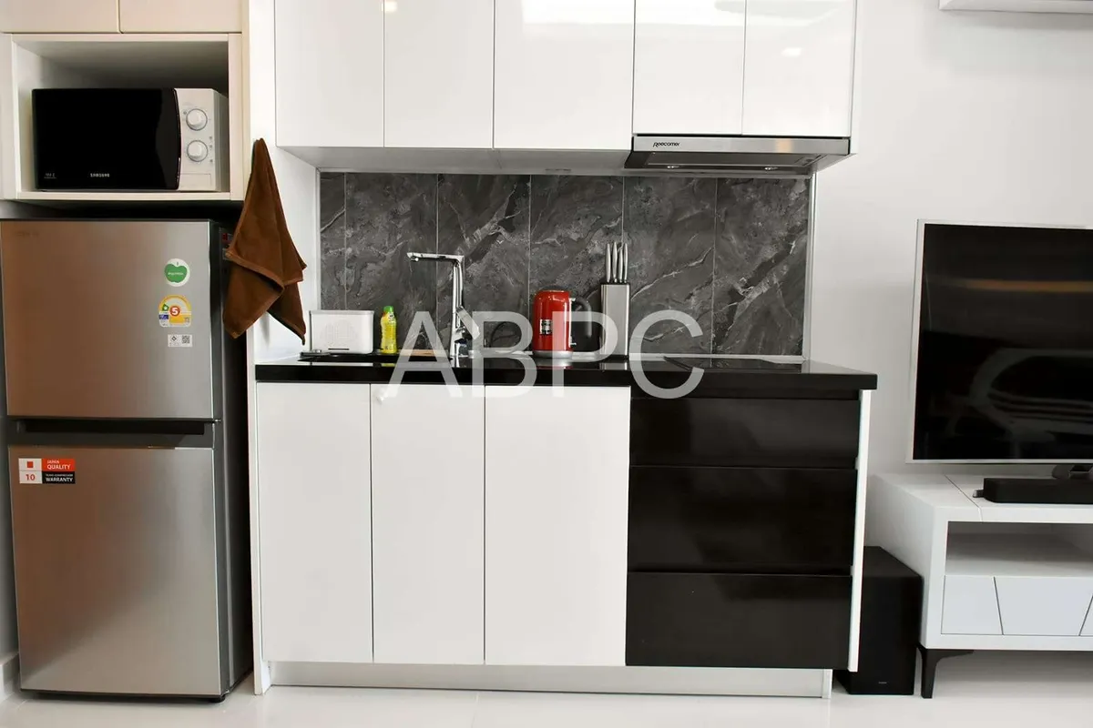 One Bedroom Condo For Sale in Prahtamnak photo 12