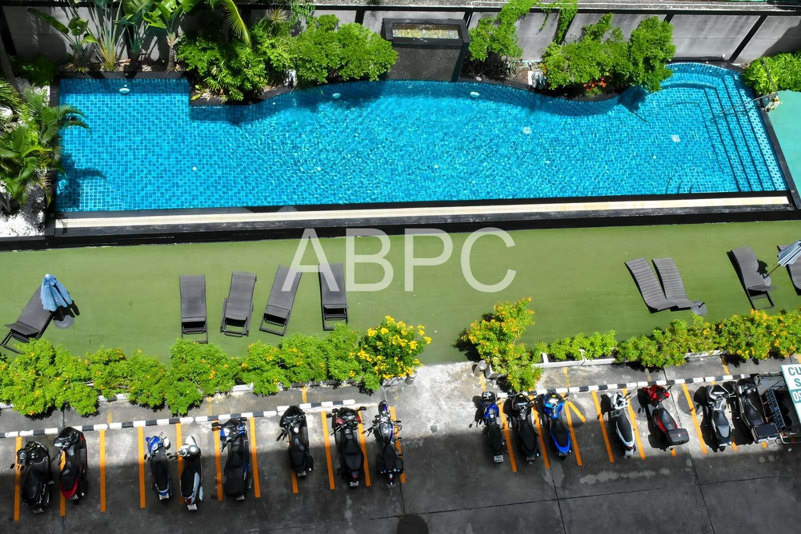 One Bedroom Condo For Sale in Prahtamnak photo 13