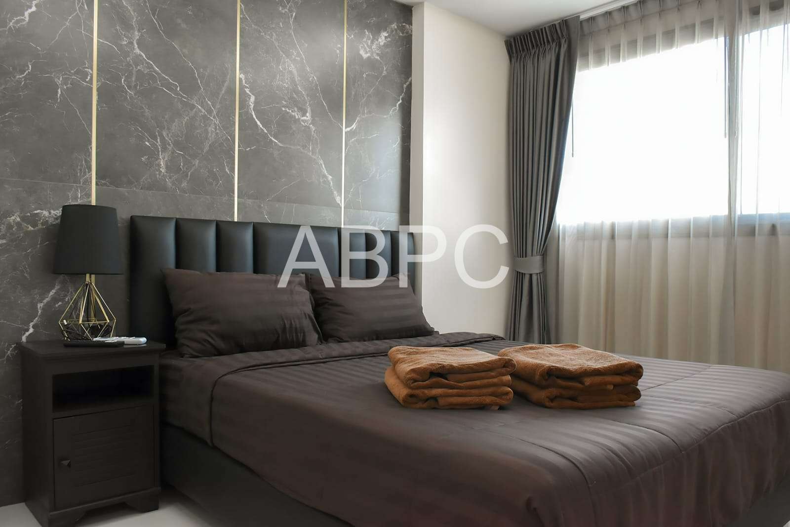 One Bedroom Condo For Sale in Prahtamnak photo 4