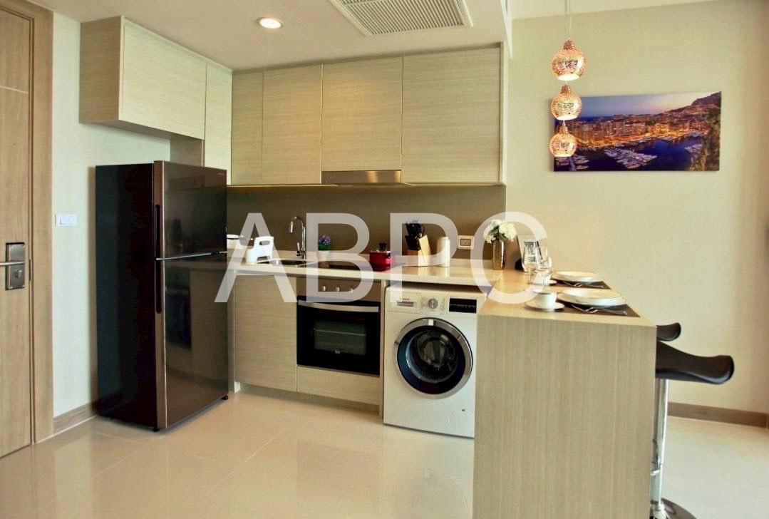 2 Bedrooms Condo For Rent include Internet photo 4